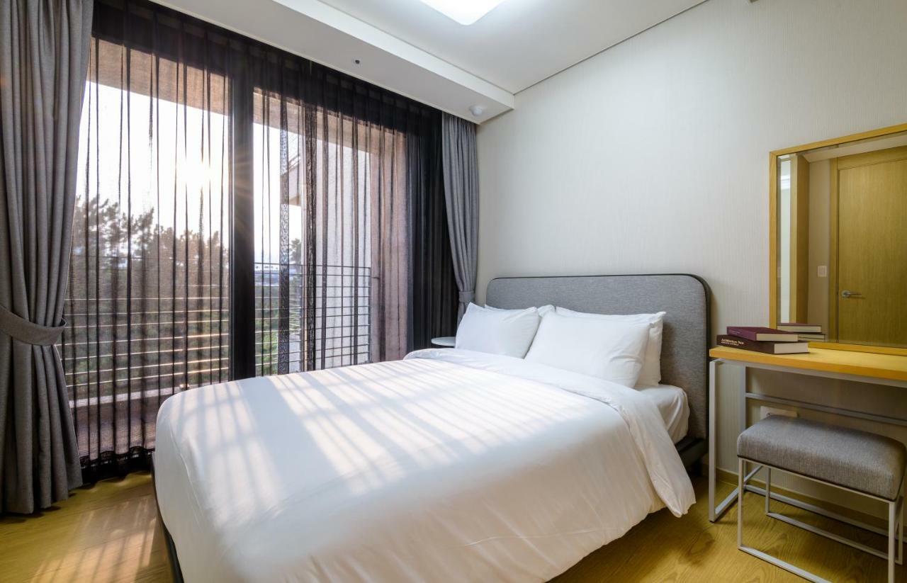 Hotel Seaside Arden Seogwipo Zewnętrze zdjęcie