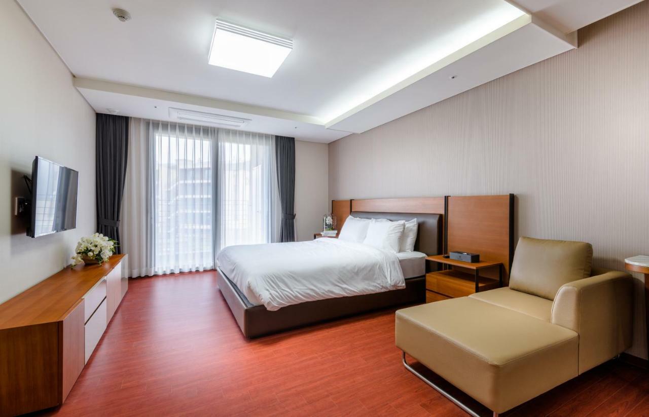 Hotel Seaside Arden Seogwipo Zewnętrze zdjęcie